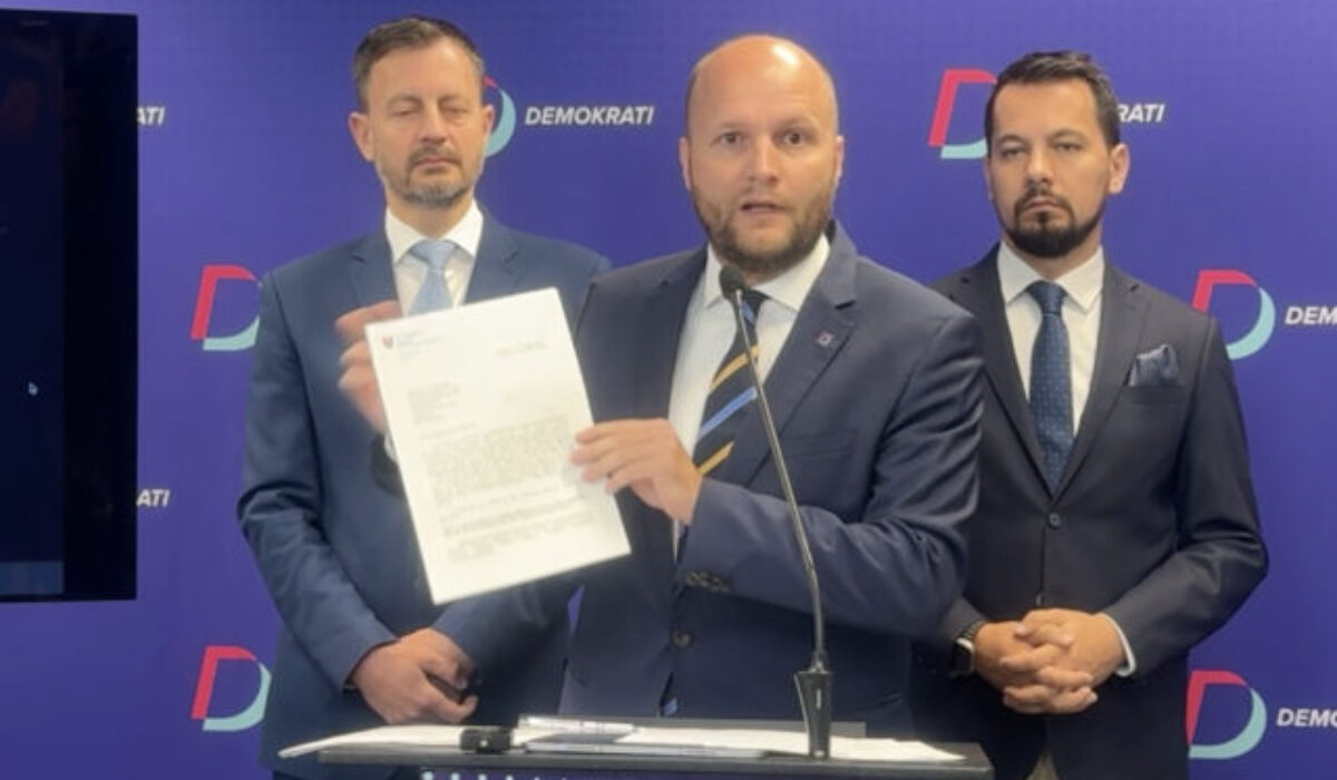 Ministerstvo obrany podľa Naďa utajilo údaje o kompenzáciách za vojenskú pomoc Ukrajine. Slovensko malo dostať viac, než darovalo