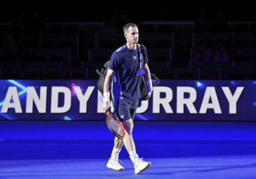 Andy Murray sa po skončení kariéry mení na nepoznanie, vymenil tenisovú raketu aj jedálniček