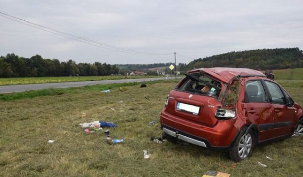 Nehoda v Motešiciach sa skončila tragicky, predchádzanie tatrovky sa stalo vodičovi osudným