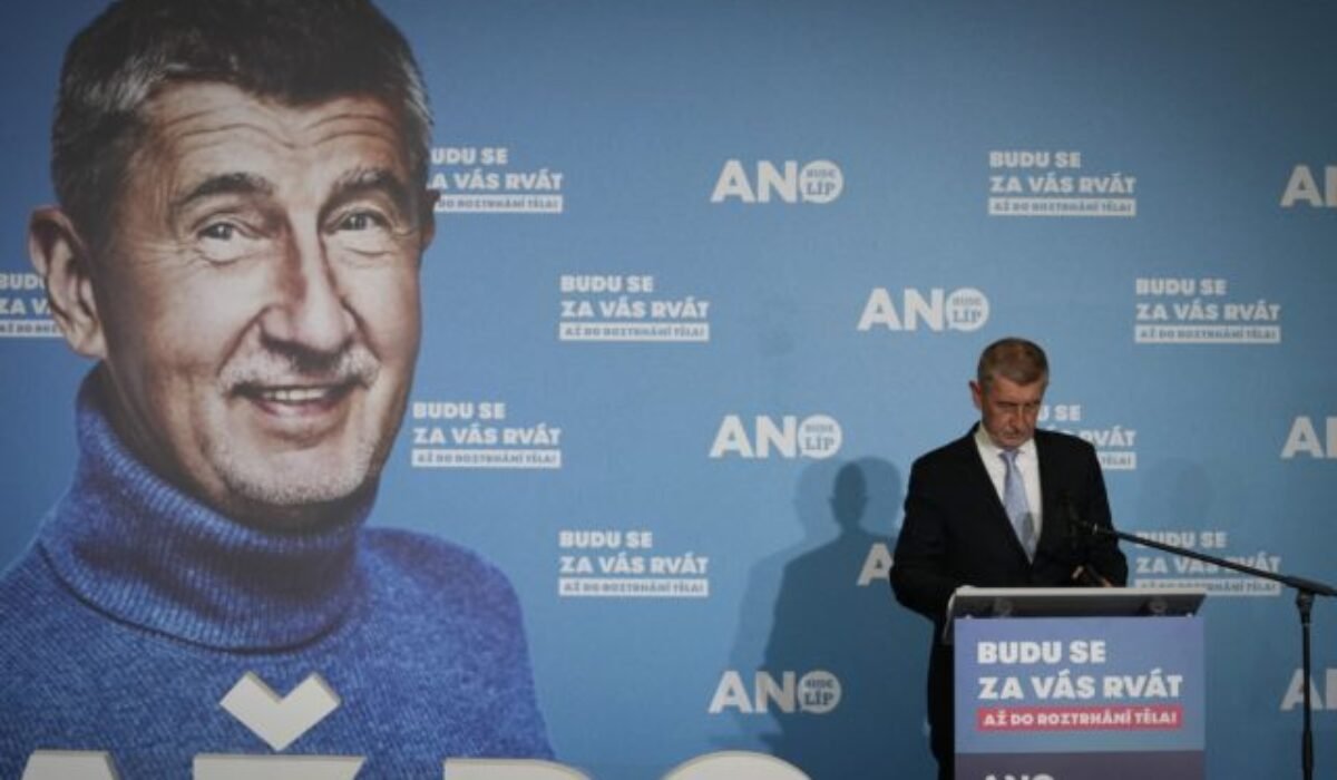 Ak by sa v Česku voľby konali teraz, zvíťazilo by opozičné hnutie ANO s viac ako 33 percentami hlasov