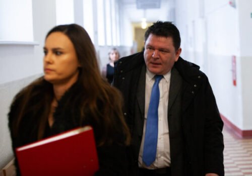 Súd v prípade vraždy advokáta Valka prijal obžalobu, prokurátorka ani obhajca nemajú záujem o dohodu o vine a treste (video)