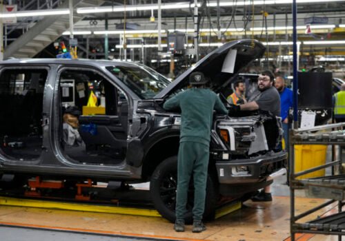 Ekonomika eurozóny v treťom štvrťroku medzikvartálne stúpla o 0,4 %