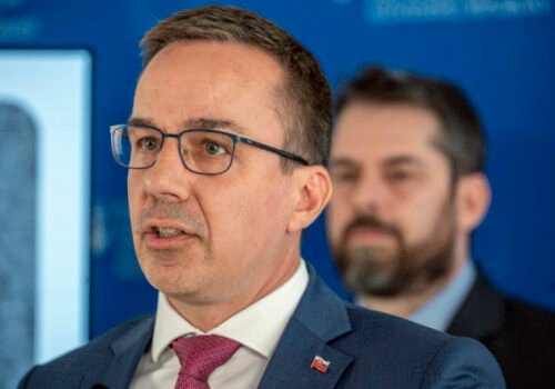 Slovensko dosiahlo historicky najnižšiu nezamestnanosť, Tomášove projekty pomohli vytvoriť tisícky nových pracovných miest (video)