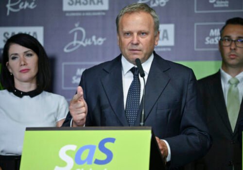Liberáli kritizujú ministra Tomáša za ignorovanie dlhodobej nezamestnanosti, Ledecký apeluje na individuálne riešenia