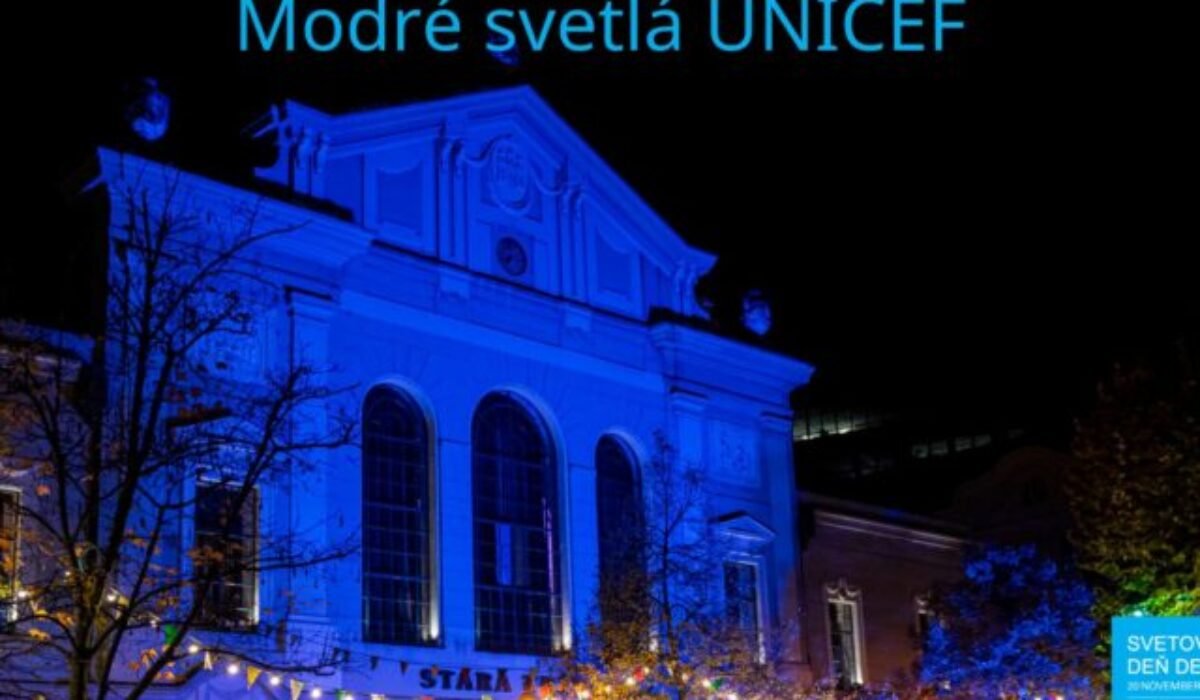 Modré svetlá UNICEF rozžiaria Slovensko namodro