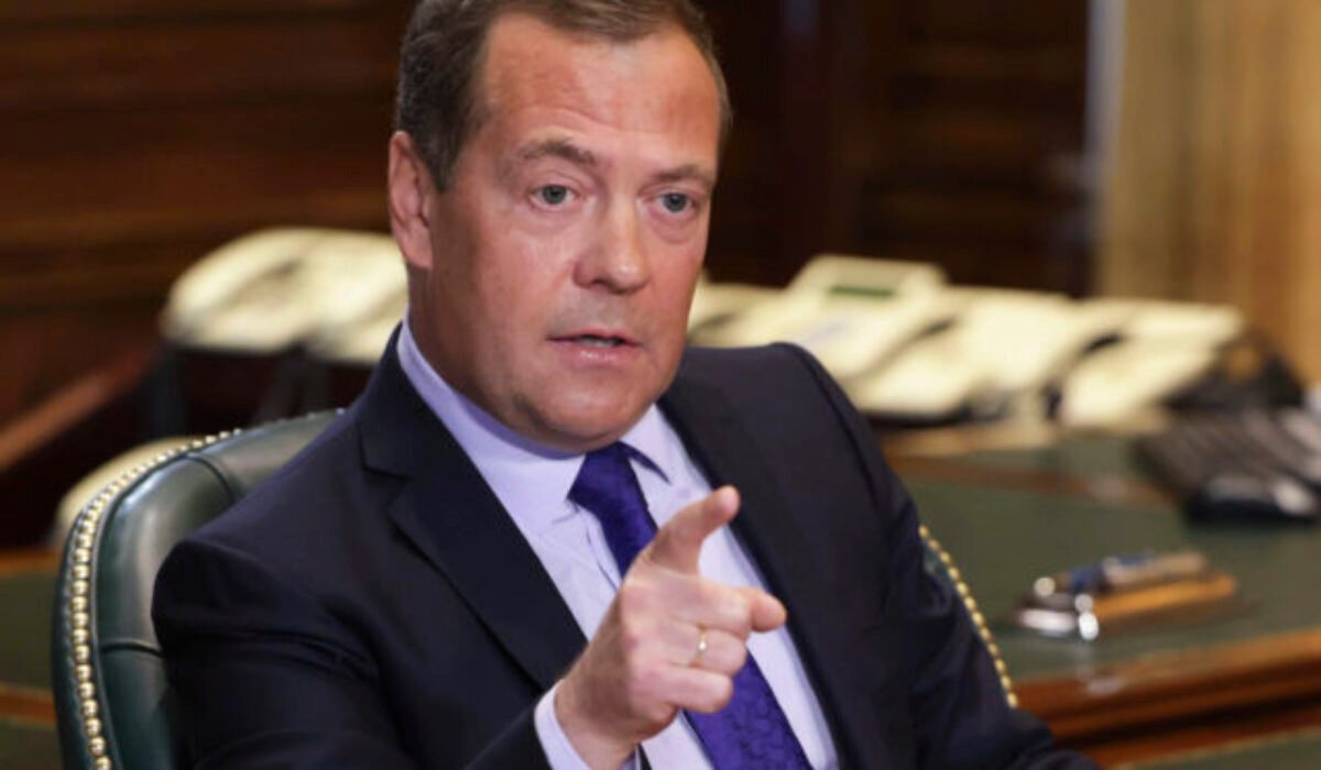 Medvedev: Gruzínsko rýchlo postupuje po ukrajinskej ceste, do temnej priepasti