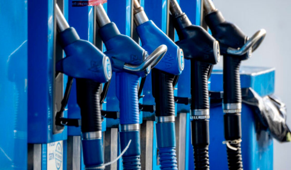 Ropný kartel OPEC a s ním spolupracujúce štáty sa rozhodli, že ťažbu ropy nezvýšia