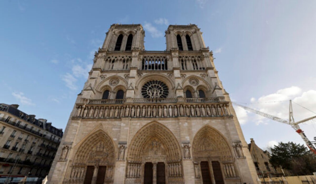 Ministerka kultúry Šimkovičová sa zúčastnila znovuotvorenia katedrály Notre-Dame v Paríži