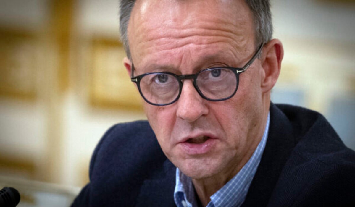 Šéf nemeckej opozície pricestoval do Kyjeva, aby rokoval o pomoci Ukrajine