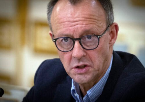 Šéf nemeckej opozície pricestoval do Kyjeva, aby rokoval o pomoci Ukrajine