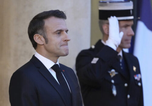 Macron a Tusk údajne budú hovoriť o potenciálnej povojnovej mierovej misii na Ukrajine