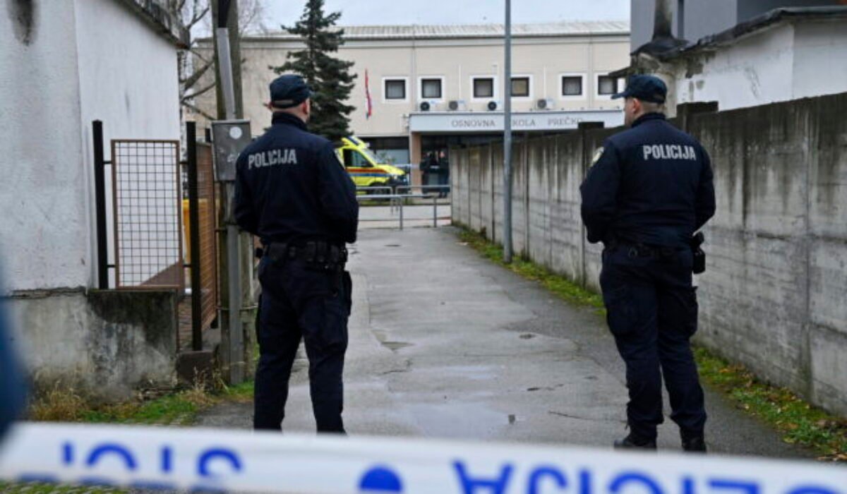 Mladík s nožom vtrhol do školy v Záhrebe, jedno dieťa zabil a päť žiakov a učiteľku zranil