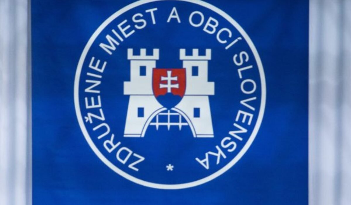 Spor o členstvo v ZMOS, primátor Hlohovca Baranovič nepodpísal uznesenie o odchode z organizácie – VIDEO