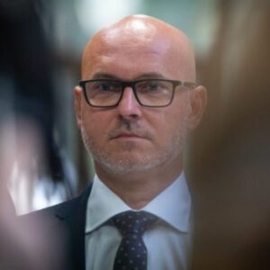 Gröhling šokuje: Na 13. dôchodky vraj nemáme, no sľubuje „12 plnohodnotných“