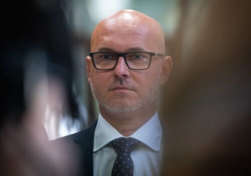 Nik na Slovensku nebude Putina vítať s potleskom, Gröhling považuje Ficov nápad na hostenie mierových rokovaní za absurdný
