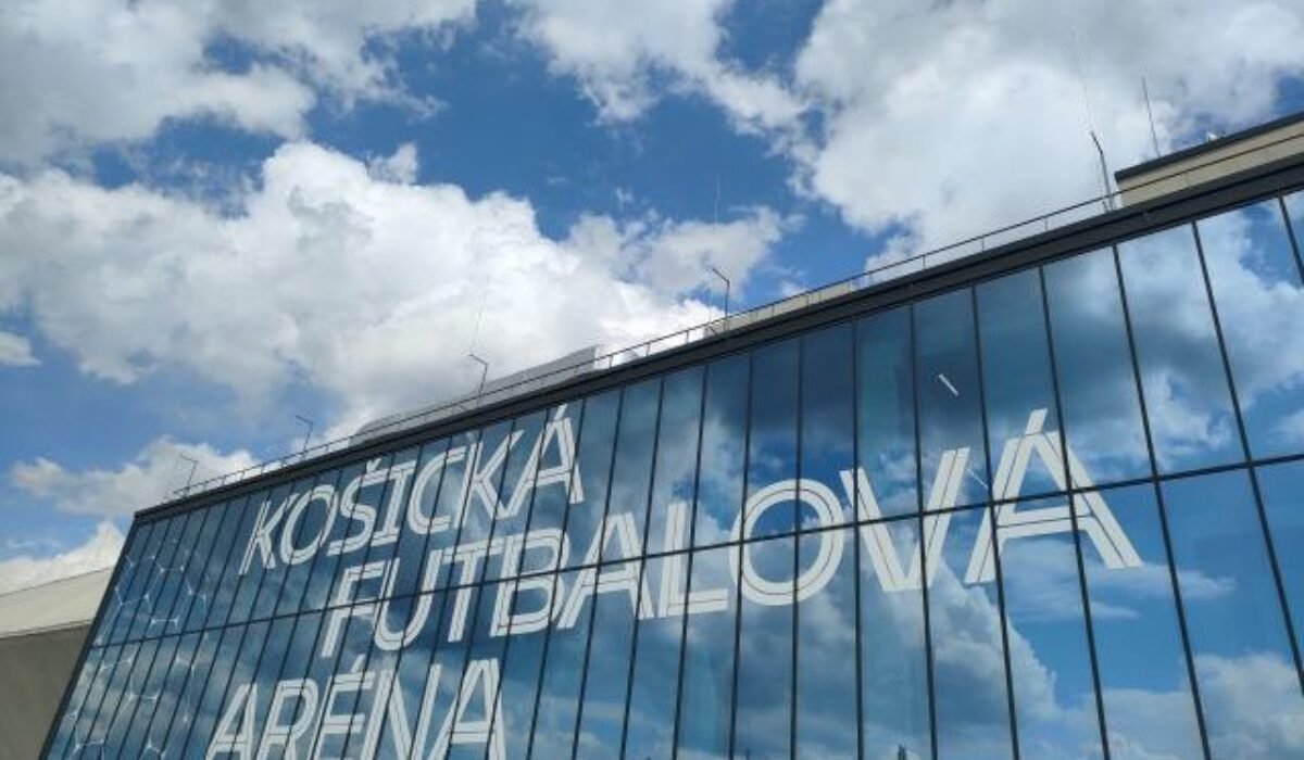Košická futbalová aréna zvládla skupinové zápasy ME vo futbale do 21 rokov, spokojní boli aj zástupcovia UEFA