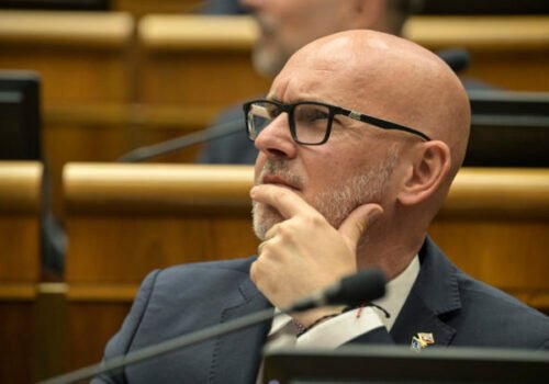 Fico sa stáva nástrojom ruskej propagandy, Gröhling nepovažuje jeho vyjadrenia za prejav suverénnej politiky