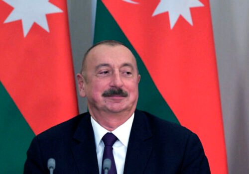 Prezident Ilham Alijev vyhlásil, že havarované azerbajdžanské lietadlo zostrelilo Rusko