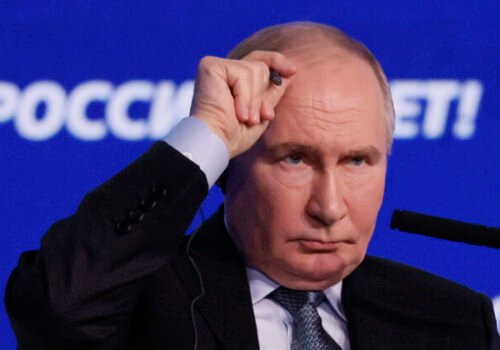 Ak príde Putin na Slovensko, polícia ho bude musieť zatknúť