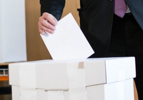 Kontroverzné tajné hlasovanie o miestnych daniach v Košiciach skončilo na prokuratúre