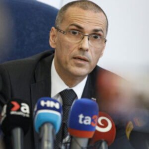 Rada prokurátorov súhlasí so Žilinkom, vystúpenia Fica a ďalších politikov sleduje so znepokojením