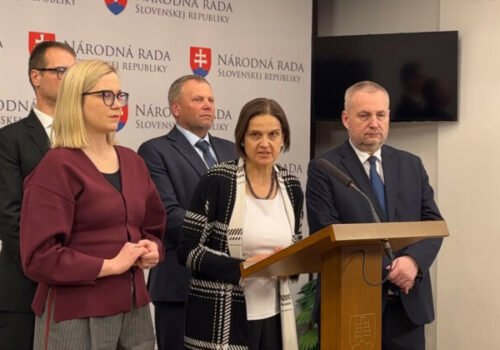 Ficom prezentovaná správa SIS v parlamente si vôbec nevyžadovala neverejný režim, tvrdí Kolíková – VIDEO