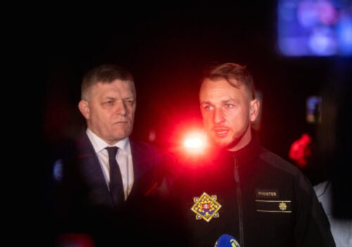 Politické mládežnícke organizácie vyzvali Fica a Šutaja Eštoka, aby prestali eskalovať nenávisť voči mladým