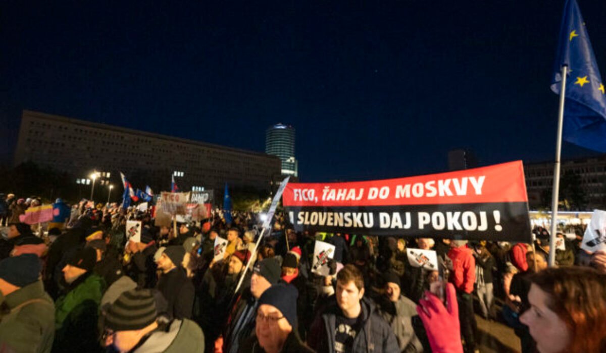 Protestovať sa bude v piatok aj v Trnave, zhromaždenie organizujú politické strany