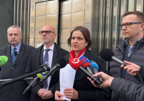 Liberáli podávajú trestné oznámenie na občianske združenie Brat za brata, kritizujú nečinnosť bezpečnostných zložiek – VIDEO