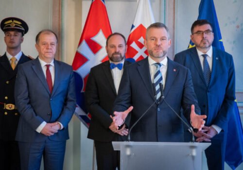 Pred vládou stojí podľa Pellegriniho veľká výzva, samospráva potrebuje po 32 rokoch zmenu – FOTO