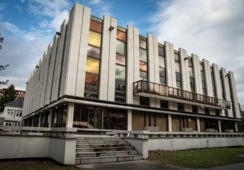 Nová budova Úradu vlády SR sa dočká po 45 rokoch rekonštrukcie – FOTO