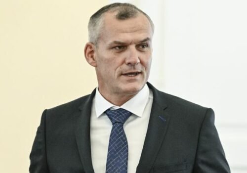 Malatinec vystúpil z poslaneckého klubu strany Hlas-SD a pridal sa k huliakovcom