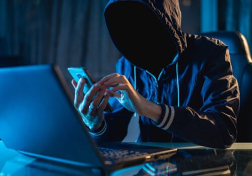 Bratislavskí seniori by si mali dávať pozor, môžu sa stať obeťami podvodných telefonátov