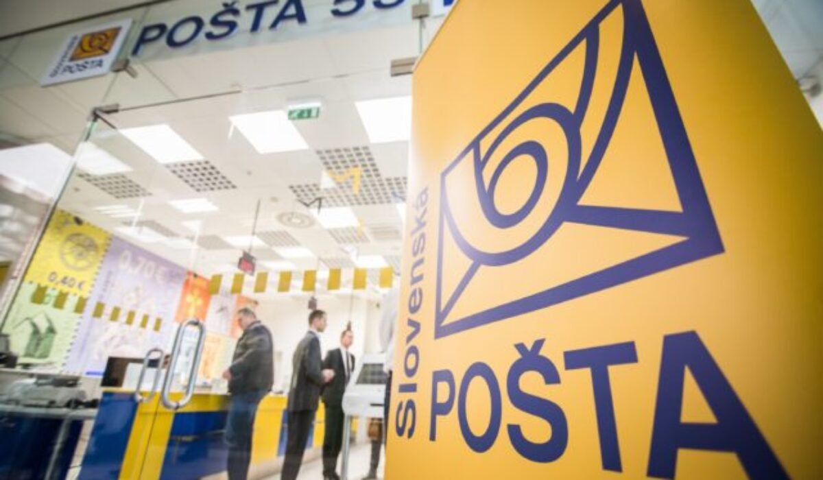 Slovenská pošta zavádza samoobslužné kiosky. Služby vybavíte rýchlejšie a bez pomoci pracovníka