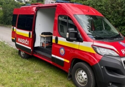 Bratislava už tri dni smrdí, najhoršie je to v týchto častiach. Teórií o pôvode zápachu je viacero – FOTO