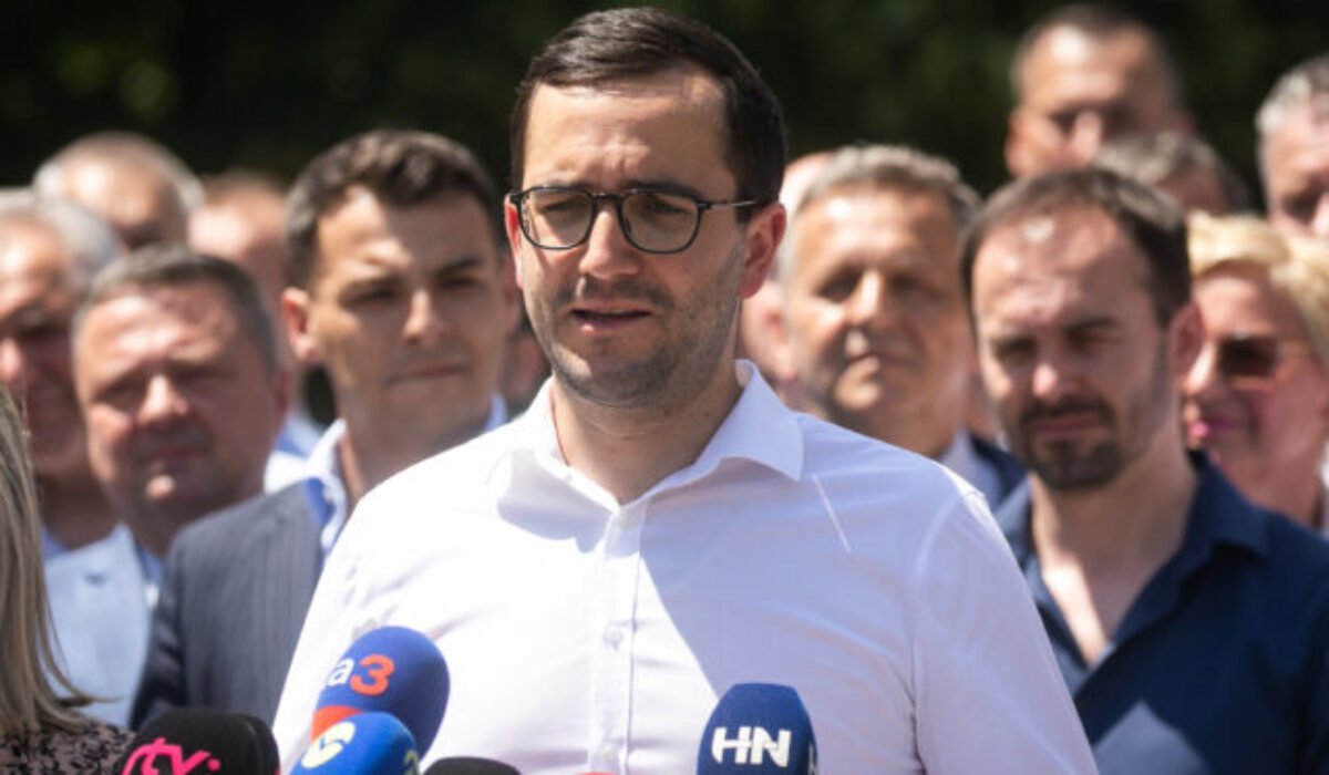 Štát prišiel o milióny eur. Úrad vlády podáva trestné oznámenie na bývalých predstaviteľov, je medzi nimi aj Jakab