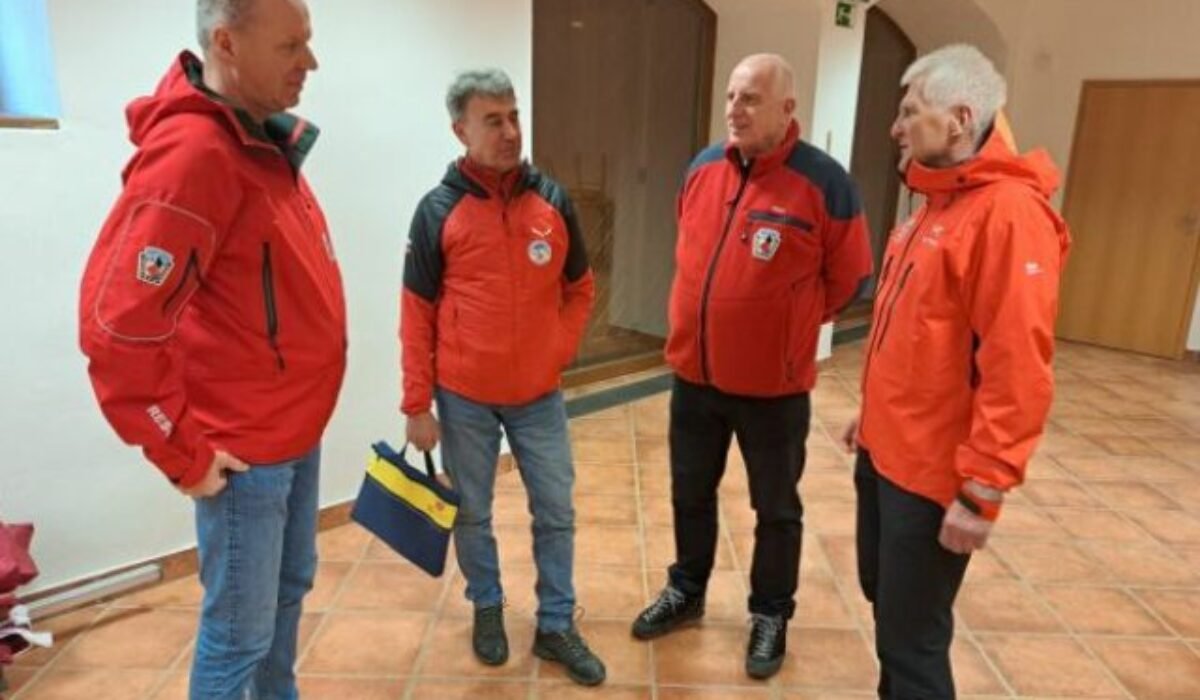 Dobrovoľní horskí záchranári bijú na poplach, nový zákon o Horskej záchrannej službe ich môže odstaviť – VIDEO