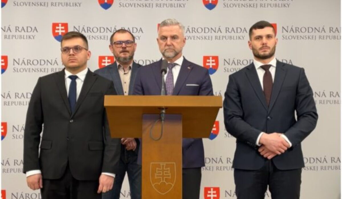 V prípade darovania vojenskej techniky na Ukrajinu je začaté jedno trestné stíhanie, Gašpar obviňuje Naďa zo zavádzania – VIDEO