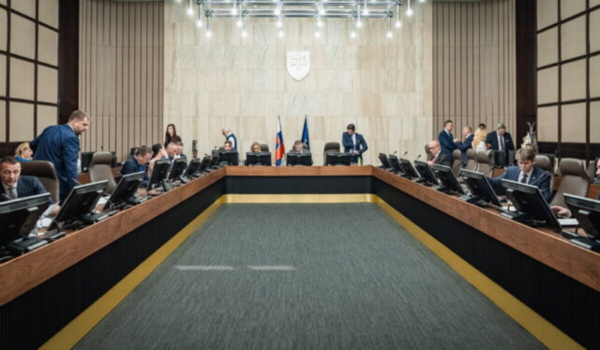 Vláda bude dva dni rokovať v Nitrianskom kraji, plánuje investície do infraštruktúry aj priemyslu