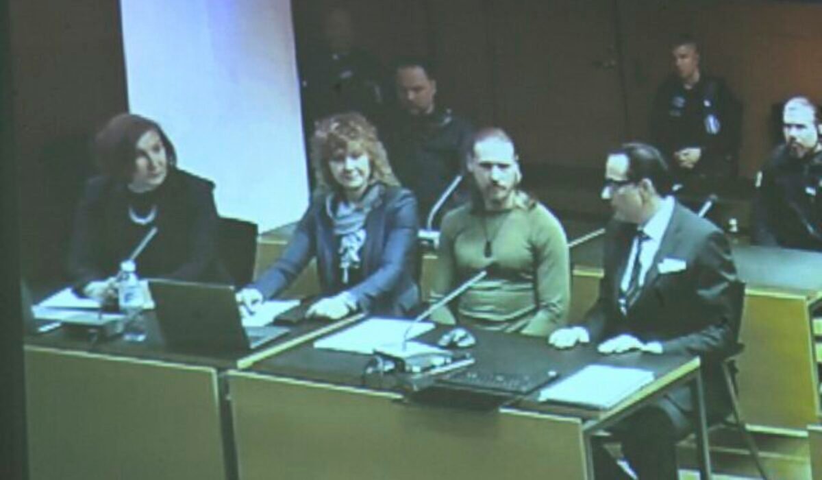 Pre vojnové zločiny na Ukrajine odsúdili vo Fínsku ruského neonacistu na doživotie