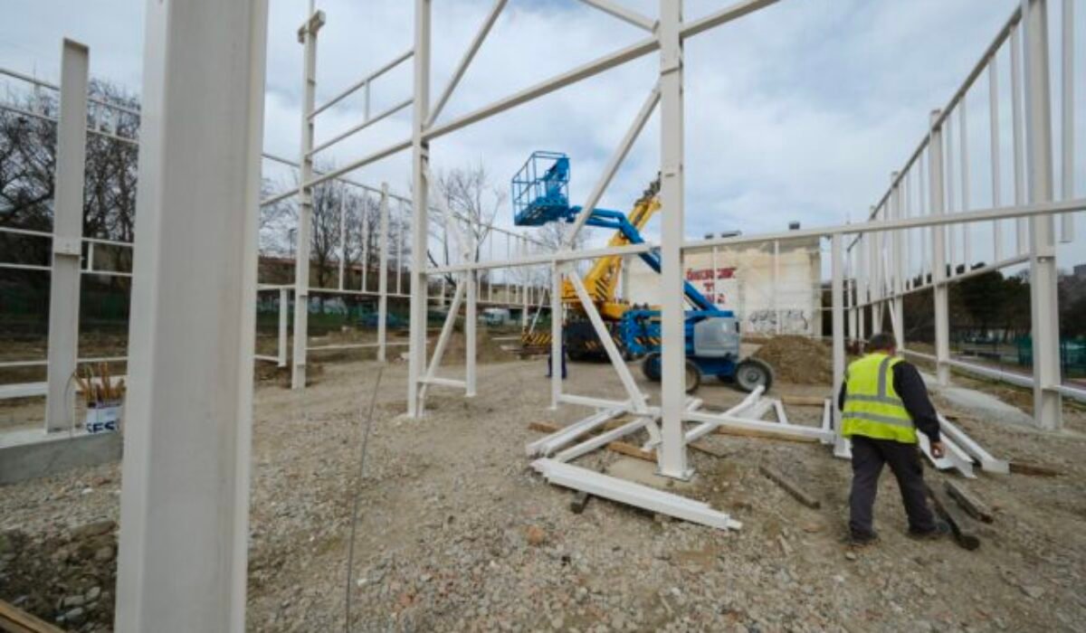 Bratislava pokračuje s prácami na výstavbe športovej haly na Pionierskej – FOTO