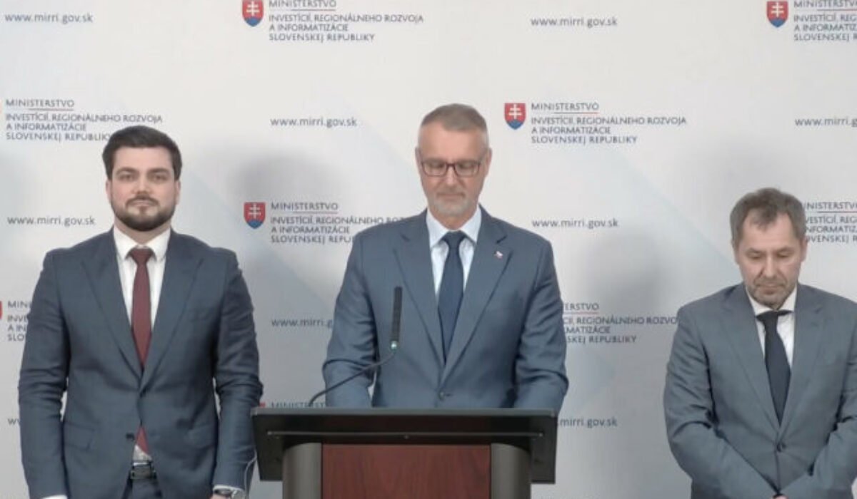 Raši údajne odhalil veľkú kauzu. Verejné obstarávanie v NASES bolo zmanipulované, tvrdí – VIDEO