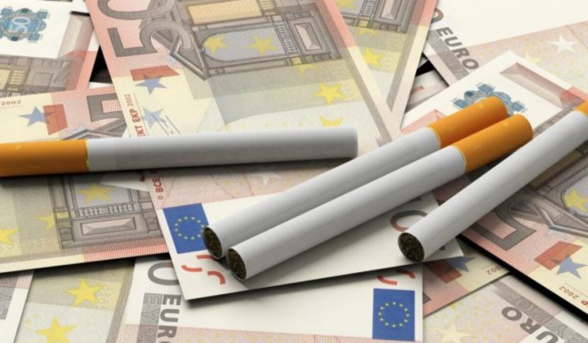 Experti varujú pred prísnou reguláciou tabaku, spôsobiť môže miliardové straty