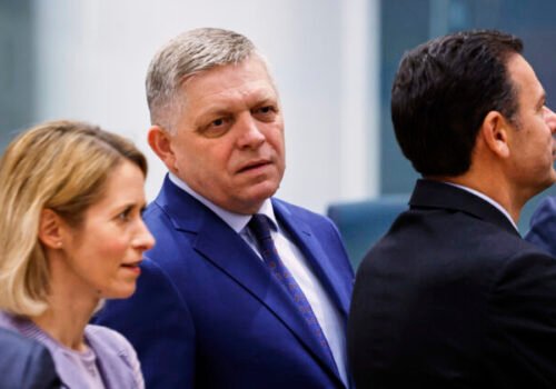 Nemá žiadnu právomoc kritizovať suverénneho premiéra, ohradil sa Fico voči výroku europoslankyne Kallasovej