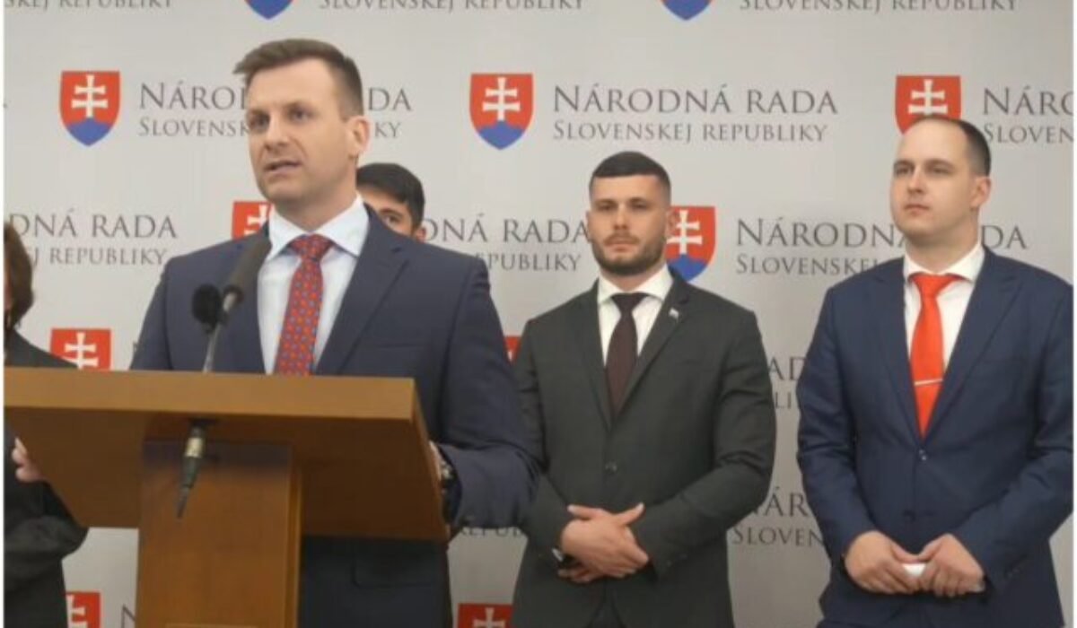 Smer a SNS predstavili zmeny v návrhu zákona o mimovládkach, cieľom je väčšia transparentnosť – VIDEO