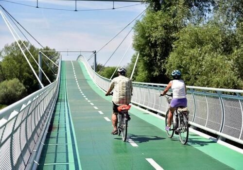 Bratislavskí poslanci prerokovali viacero vecí, schválili rozvoj cyklistickej dopravy aj zámenu pozemkov
