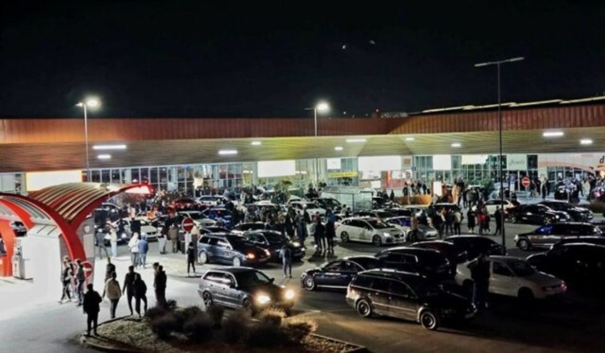 Policajti na tuningovom zraze v Prešove zaznamenali alkohol za volantom aj iné porušenia zákona – FOTO
