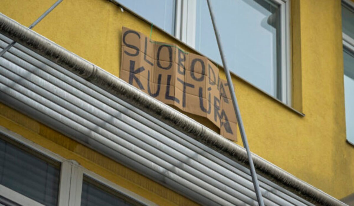 Platforma Otvorená kultúra! ohlasuje performanciu pred ministerstvom kultúry, potrvá 24 hodín