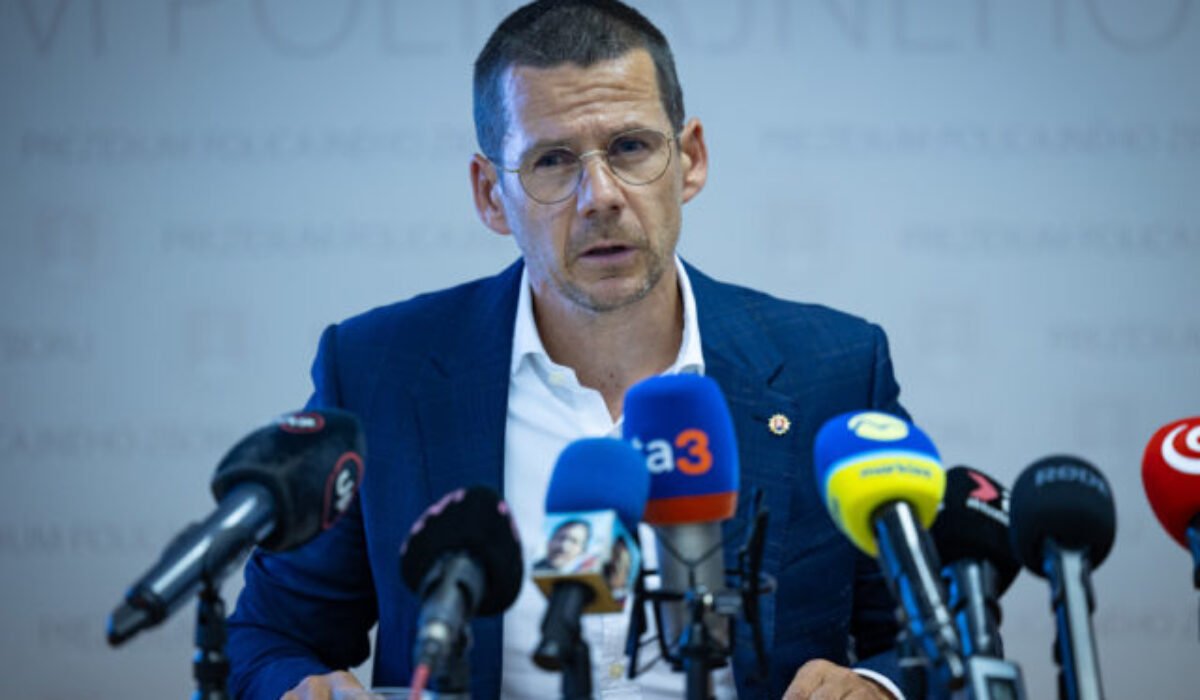 Ministerstvo sa súdi o opancierované vozidlá v hodnote dvoch miliónov eur, Hamrana obviňujú z pochybení pri nákupe