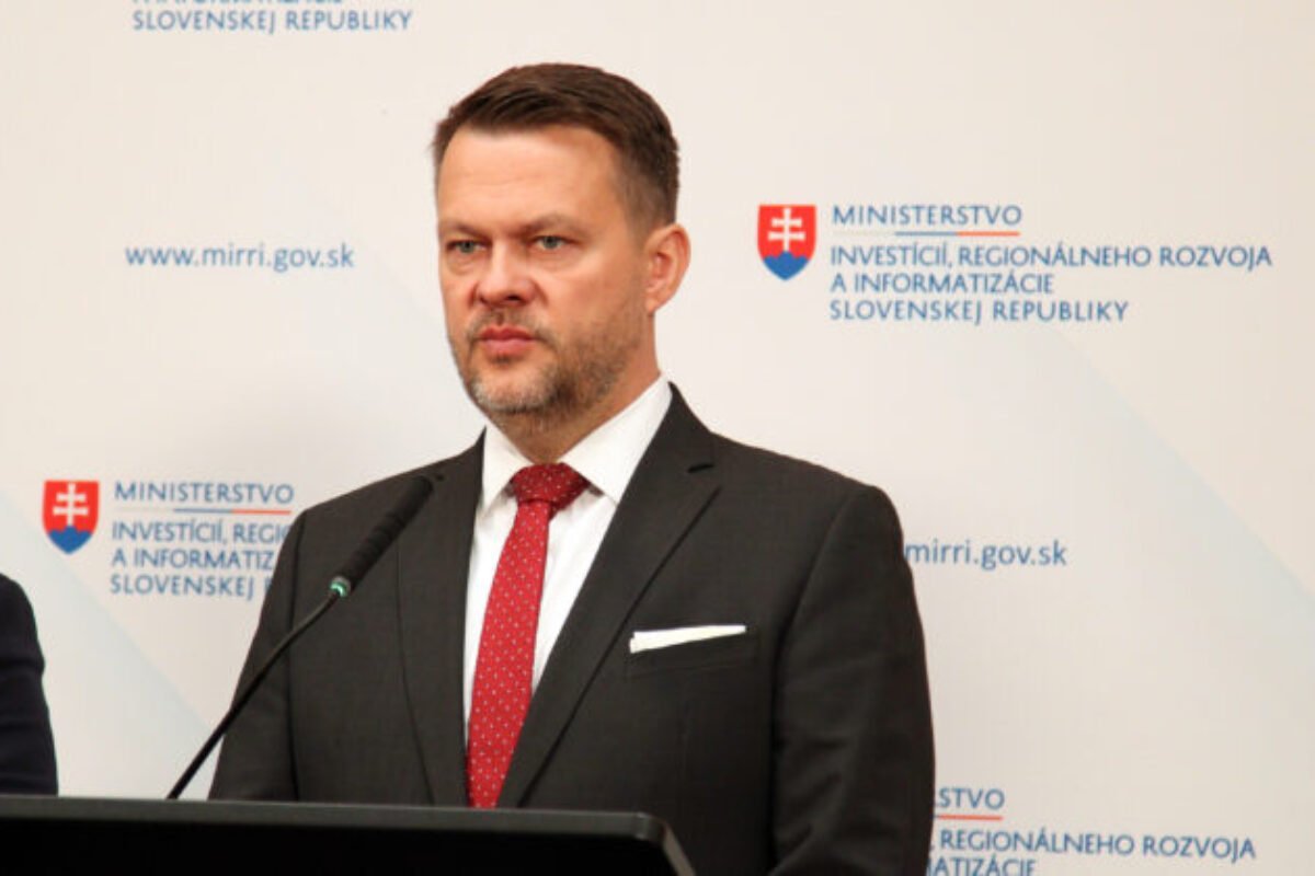 Migaľovo ministerstvo posiela 23 miliónov do regiónov: Zmeny pocítia školy, obce aj obyvatelia sídlisk